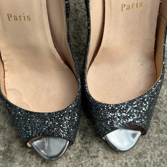Christian Louboutin Metallic Grey Glitter Very Prive Peep Toe Pumps, Size 38.5 - Picture 6 of 16